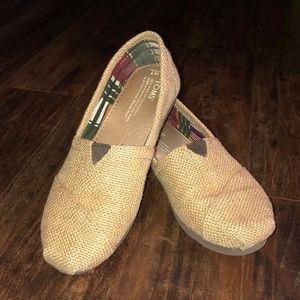 Natural Burlap Toms